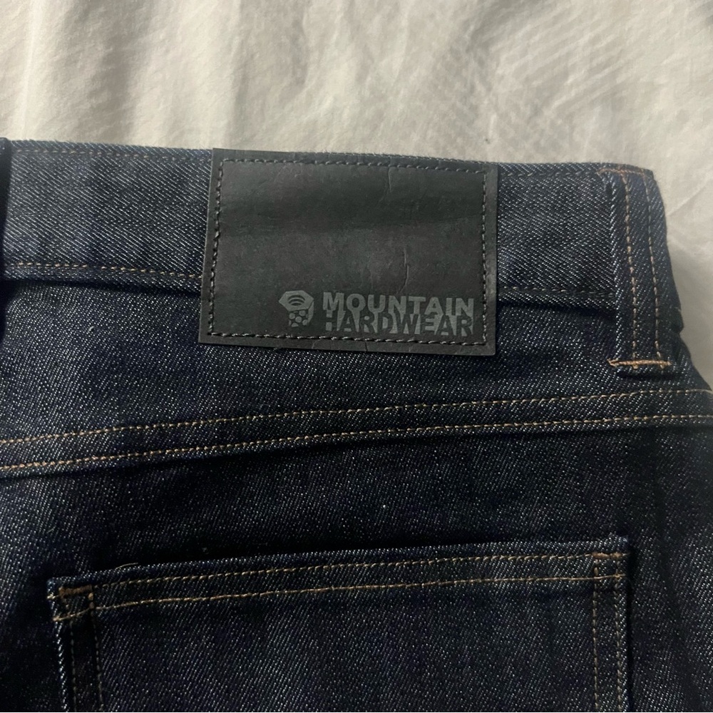 Mountain Hardwear Men's Denim Jeans in Dark Blue Commuter